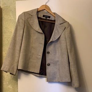 women’s suit
